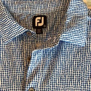 Men’s FootJoy golf shirt. Size XL.